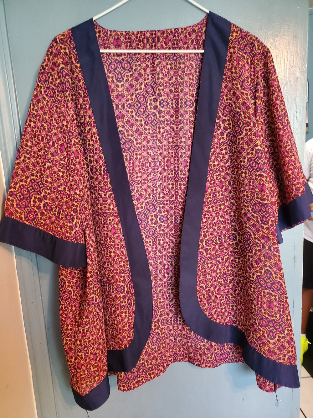 Women's Magenta Patterned Open Kimono with Navy Trim